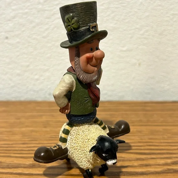 Whimsical Leprechaun Figurine on Sheep and “Luck of the Irish” decor. - Picture 3 of 13